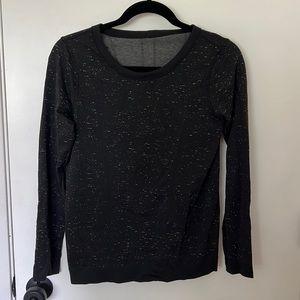 Lululemon workout long sleeve black